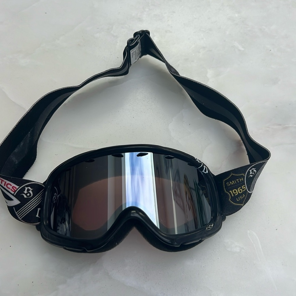 Youth smith optics ski goggles -2011